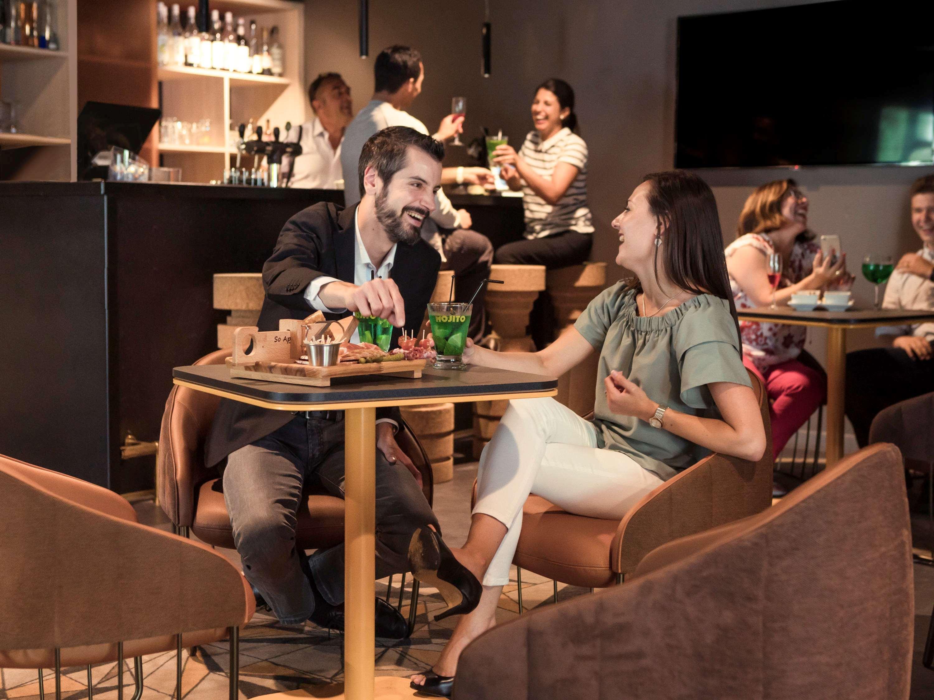 Mercure Paris Sud Les Ulis-Courtaboeuf Bagian luar foto