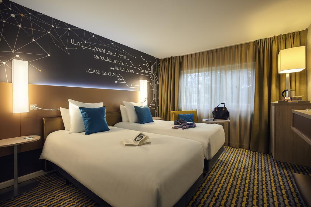Mercure Paris Sud Les Ulis-Courtaboeuf Bagian luar foto